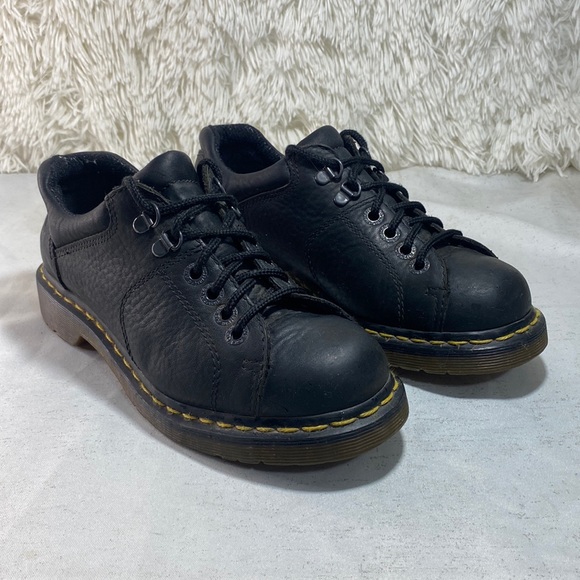 🖤-woman’s -Dr. Marten Oxfords-🖤 - Picture 1 of 8